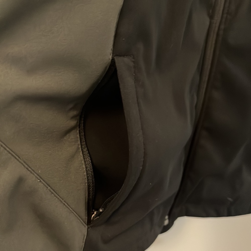 Running Room Running Jacket - Picture 5 of 6